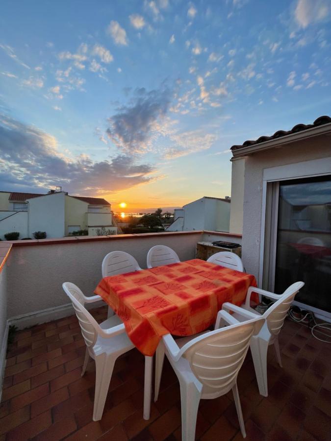 T2 Avec Terrasse, Vue Etang Et Son Coucher De Soleil, Plage A Proximite, Wifi Et Place De Parking Gratuit Que L On Nomme Puesta De Sol Le Barcares Ngoại thất bức ảnh